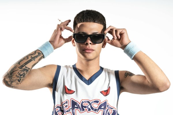 Your go-to guide for dazzling attire: make a lasting impression at the gala of london's royal opera house